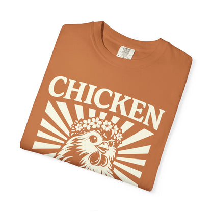 Chicken Mama T-Shirt — Retro Hen Farm Mom Tee